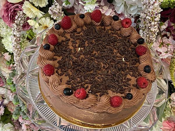 Čoko malinová torta. Eshop torty Nitra cukráreň