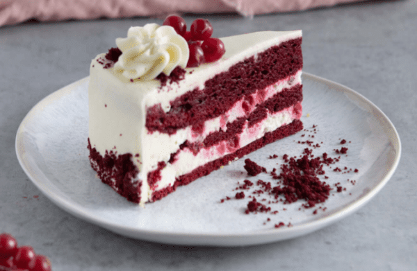 RED Velvet torta