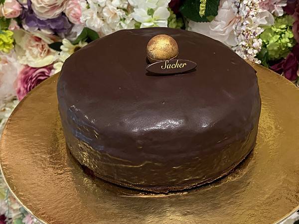 Sacher torta malá Torty Nitra