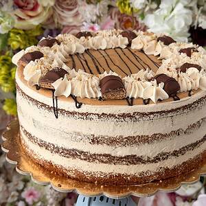 Kinder bueno torta eshop torty z Ružovej cukrárne Nitra