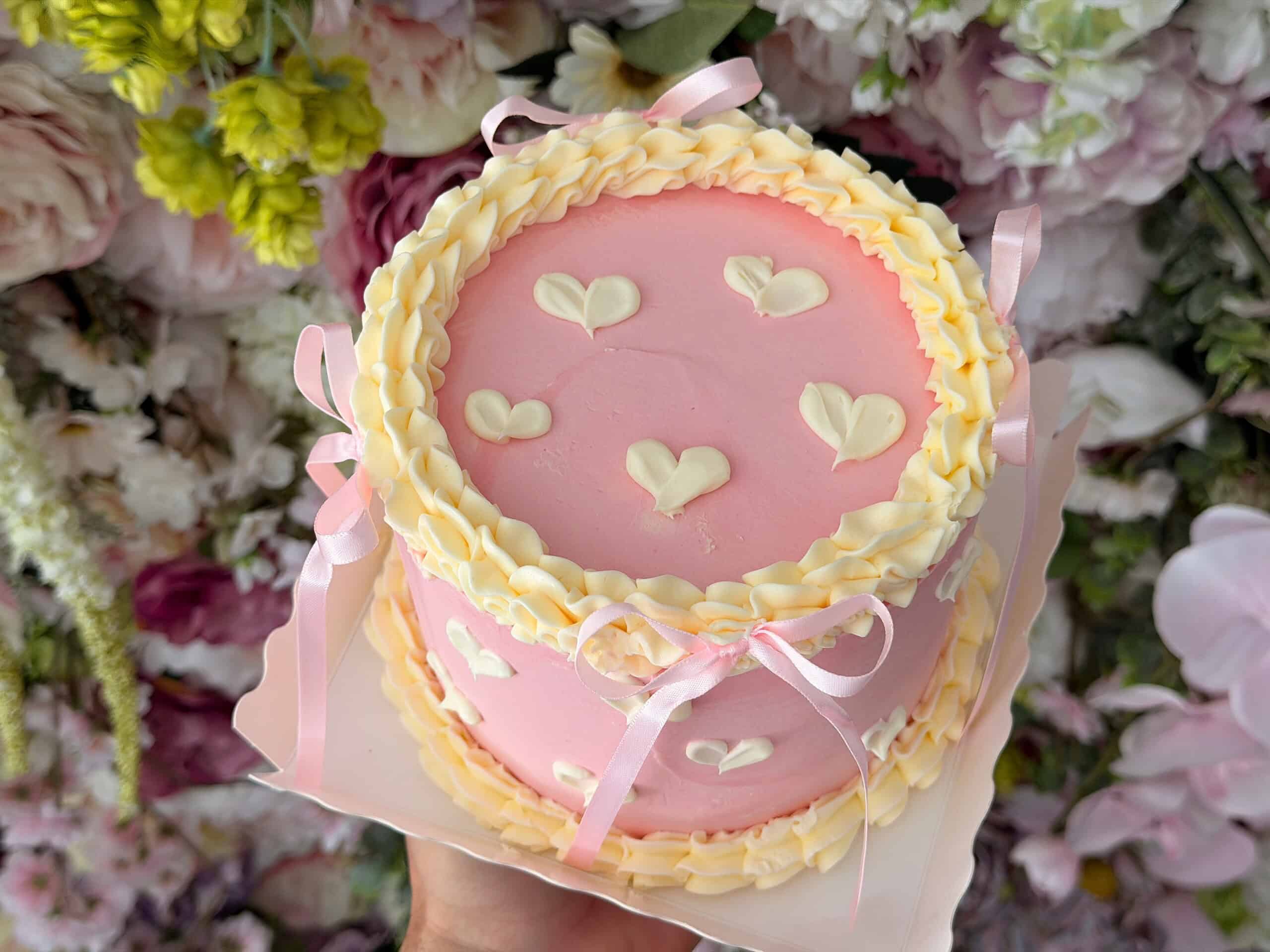 Malá torta zdobená eshop torty Nitra cukráreň