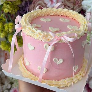 Malá torta zdobená eshop torty Nitra cukráreň