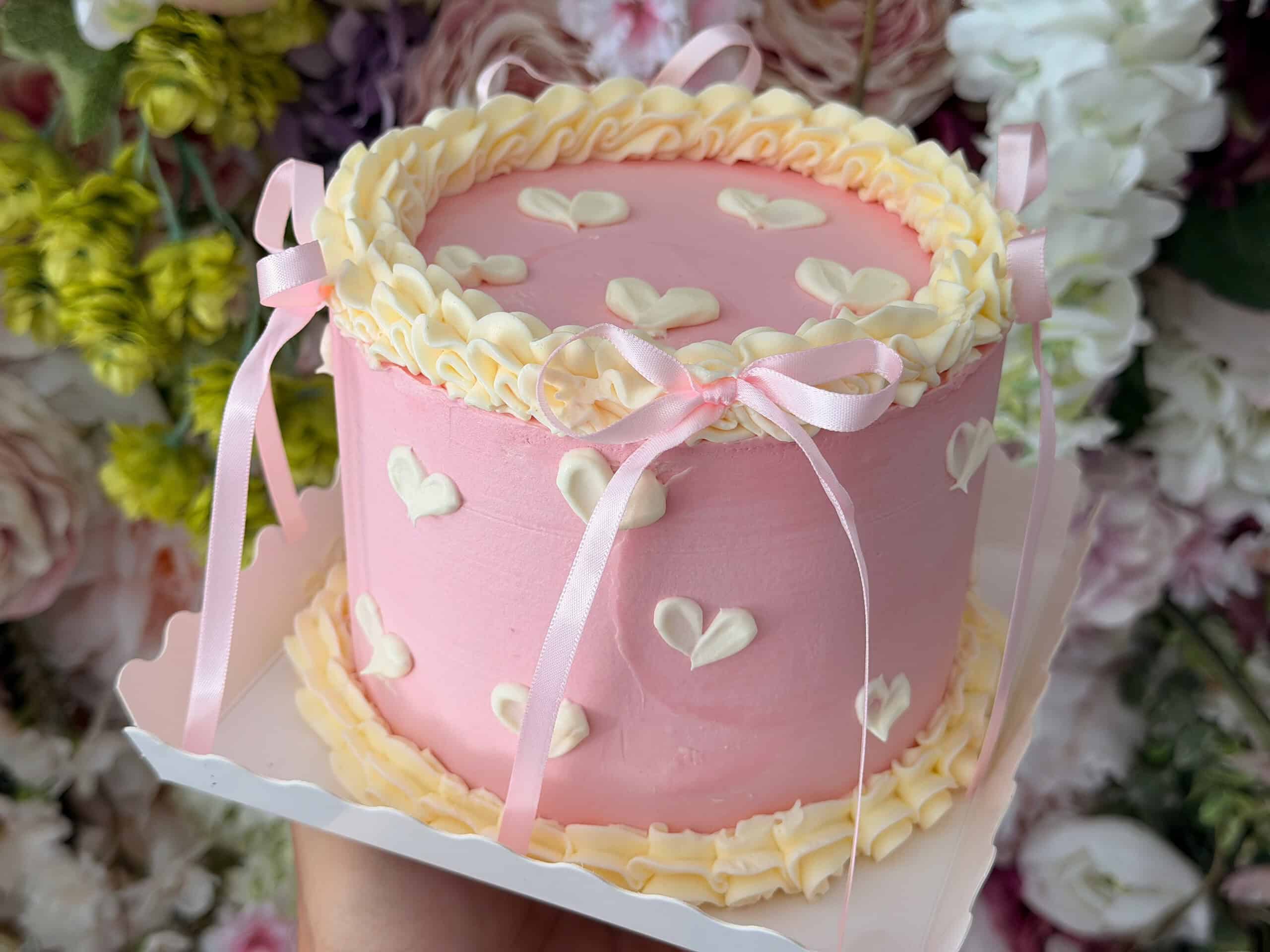 Malá torta zdobená eshop torty Nitra cukráreň